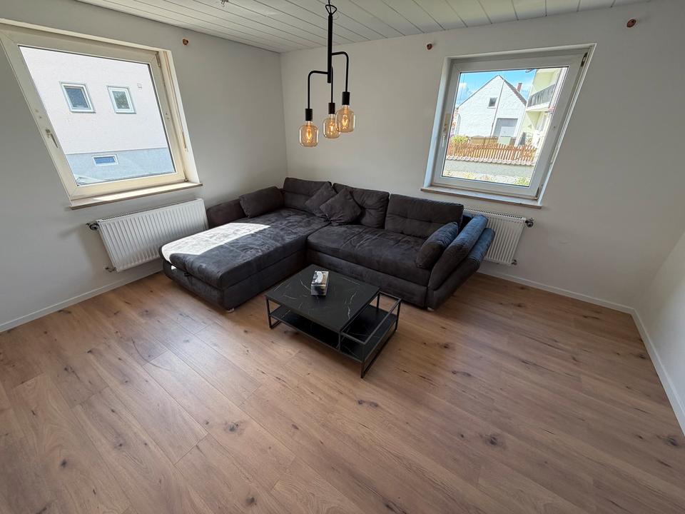 Thumbnail-3 Zimmer Wohnung Saniert & Möbliert begrenzt zu vermieten