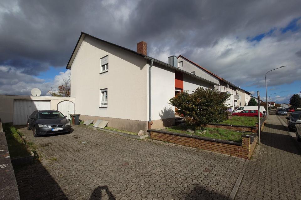 Thumbnail-Ein- Zweifamilienhaus mit Garten und herrlicher Aussicht