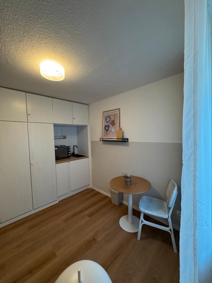 Thumbnail-Möblierte Wohnung auf Zeit - ab 1. März (Max 6 Monate)