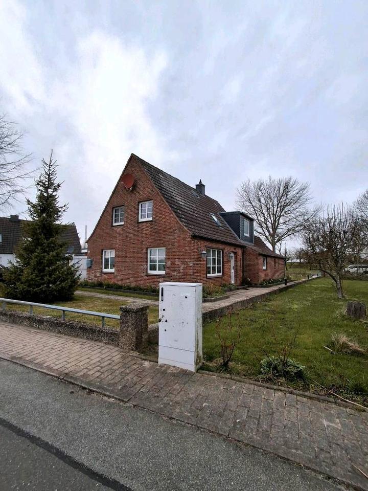 Thumbnail-2-Zimmer Dachgeschosswohnung zur Miete