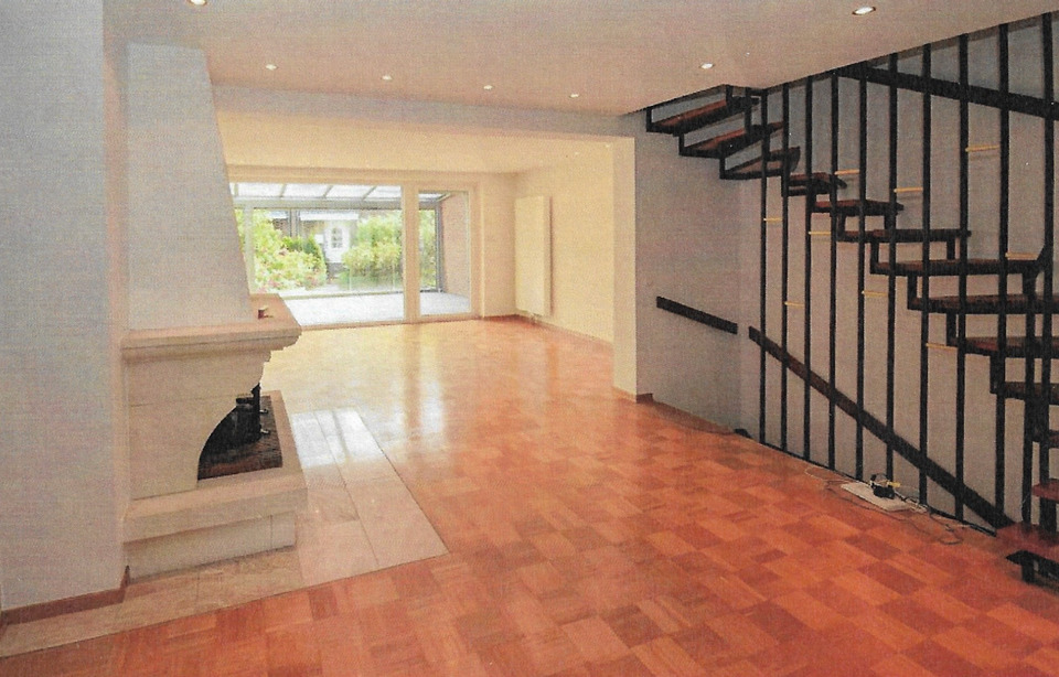 Thumbnail-Modernes Reihenhaus in BS-Veltenhof mit Garten, Garage und Kamin