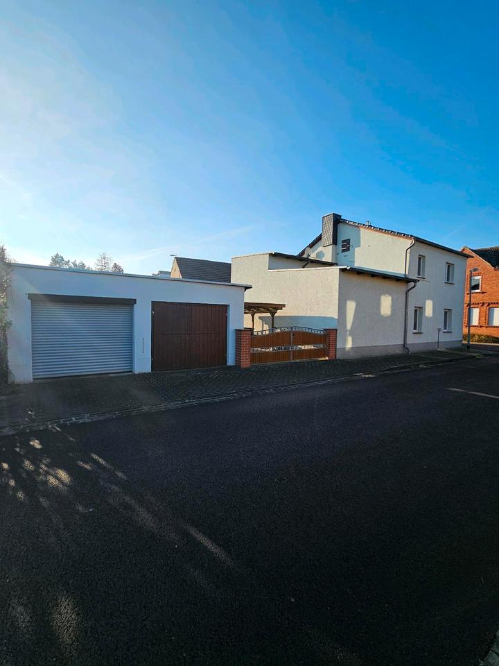 Thumbnail-Einfamilienhaus Stadtvilla an der Elbe mit Zwei Garagen