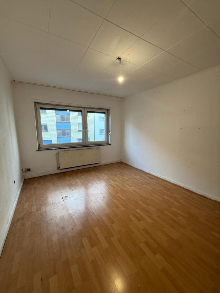 Thumbnail-Geräumige 2-Zimmer mit Balkon in Saarbrücken