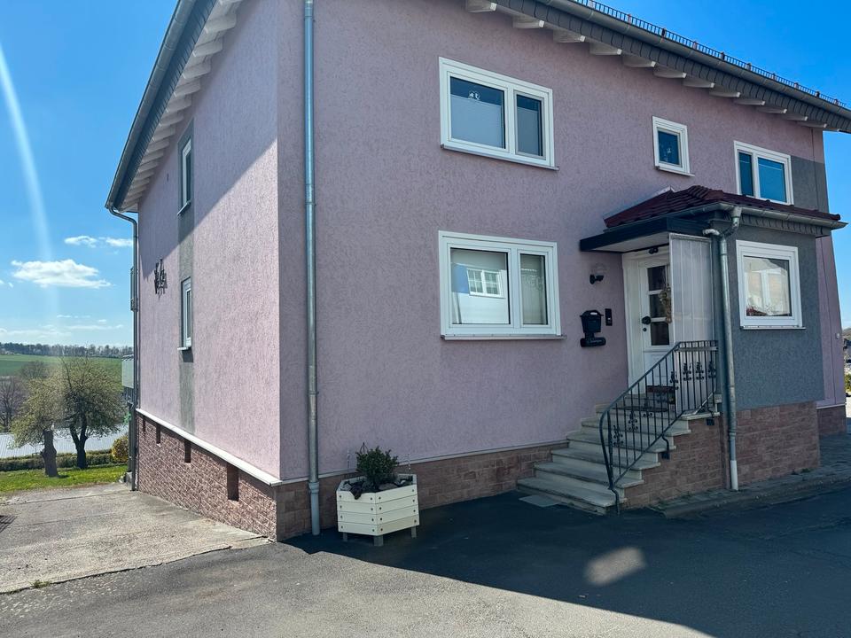 Thumbnail-Etagenwohnung mit großem Garten und Saunabereich