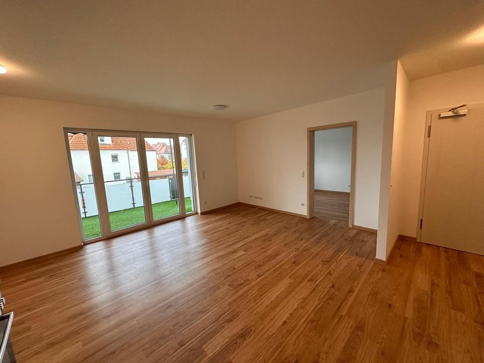 Thumbnail-Helle 2-Zimmer Wohnung in zentraler Lage zu vermieten!