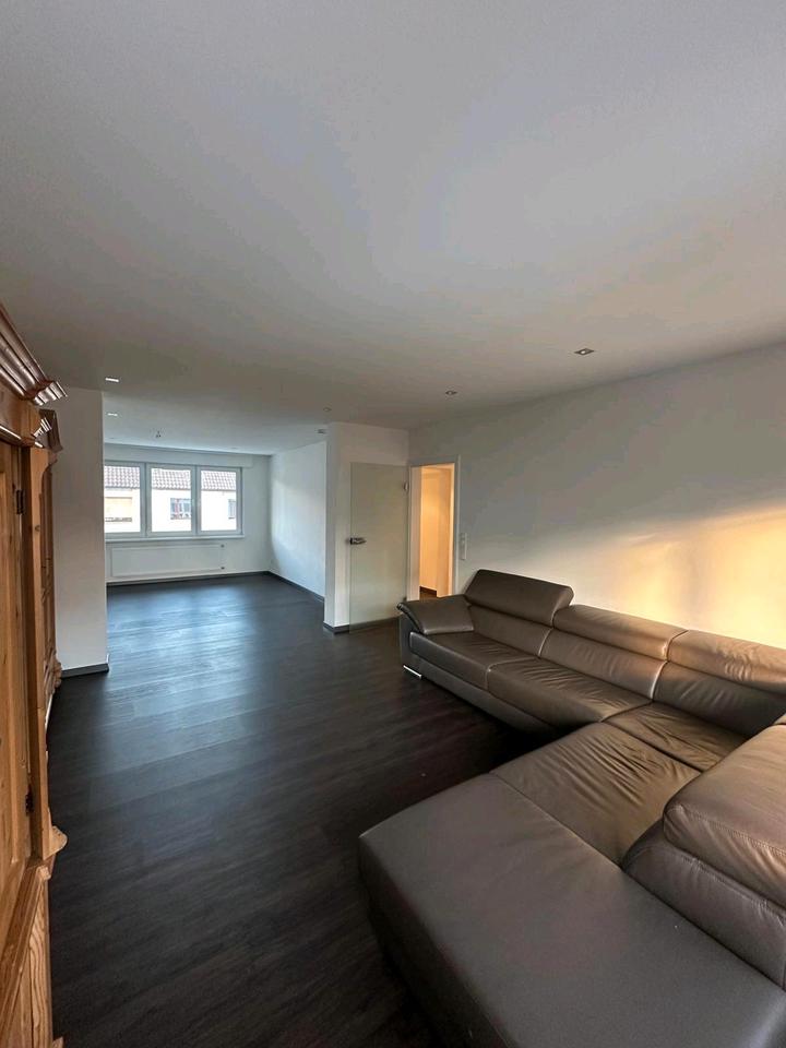 Thumbnail-Hochwertig kernsanierte Wohnung 3 ZKB Balkon Gäste-WC