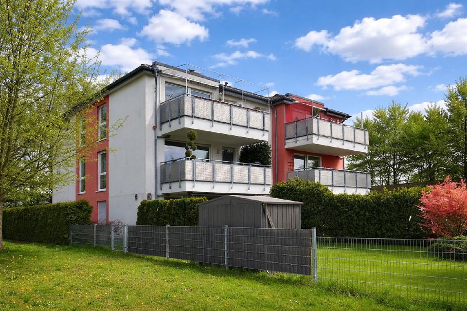 Thumbnail-Geräumige 3-Zimmer-Wohnung mit großem Sonnenbalkon und Aufzug