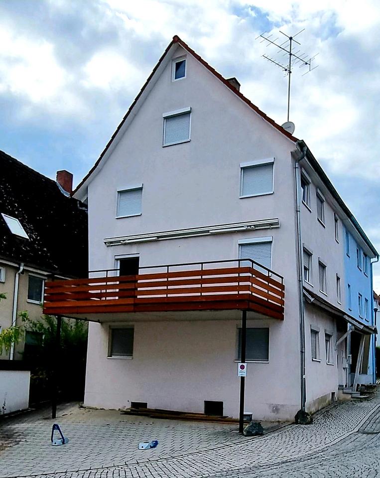 Thumbnail-5,5 Zimmer Wohnung in einer DHH im Zentrum von Laupheim