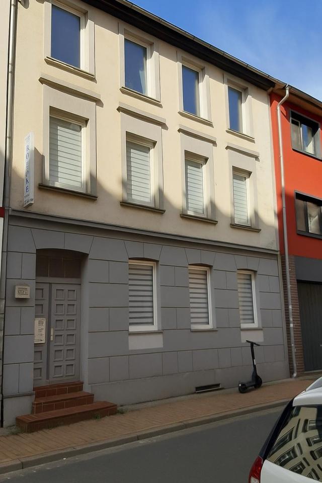 Thumbnail-Mehrfamilienhaus Schwerin, Paulsstadt 4 WE, Renditeobjekt