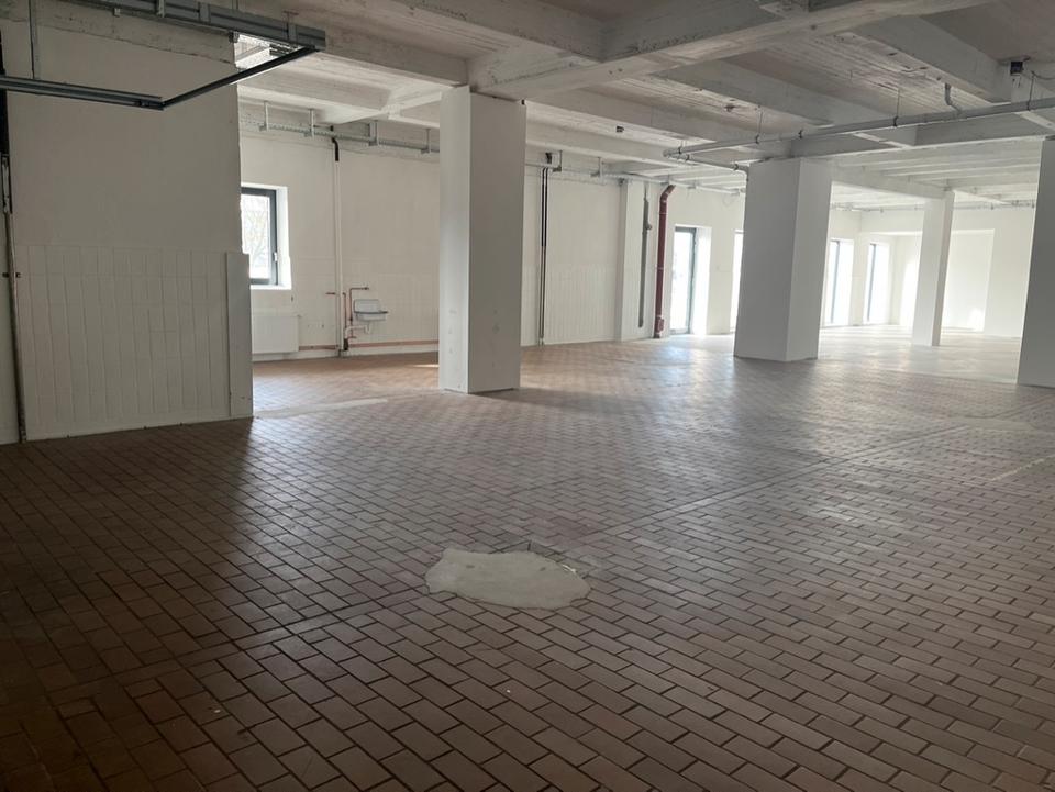 Thumbnail-Laden, Lager inkl. Büro & Badezimmer, ab sofort
