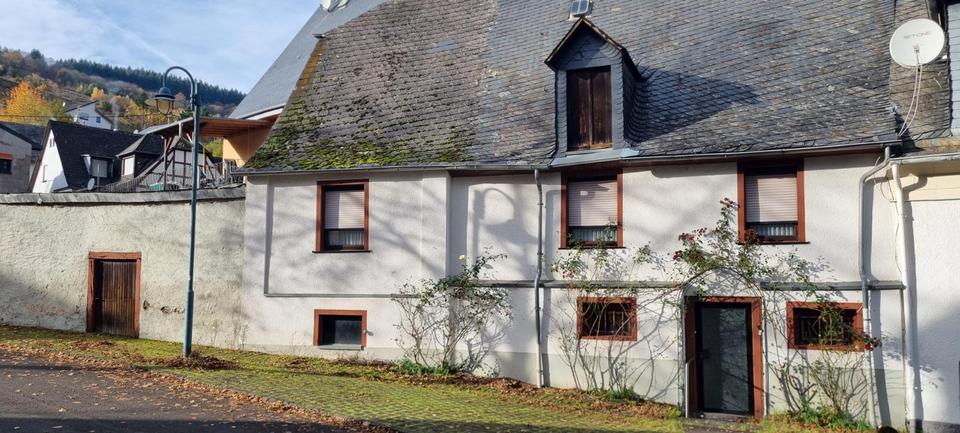 Thumbnail-Reihenendhaus mit Potential