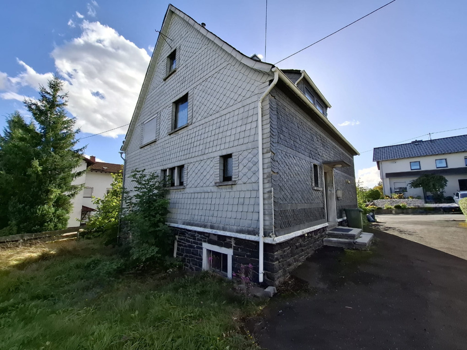 Thumbnail-Einfamilienhaus mit viel Potenzial in schöner Lage