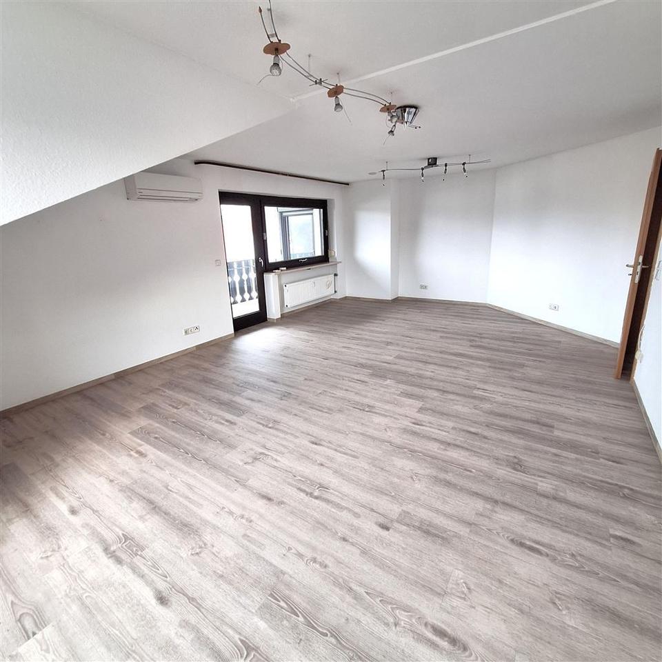 Thumbnail-VIEL PLATZ in SONNIGER 3-Zi.-Whg. mit LIEBEVOLLEN DETAILS! Ruhige Wohnlage in Allersberg!