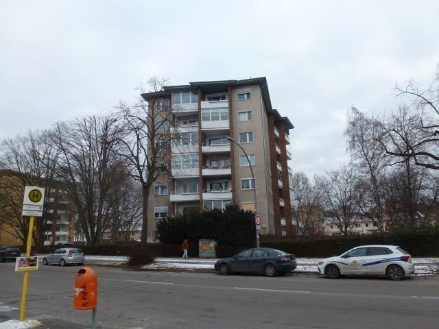 Thumbnail-2 Zimmerwohnung in Reinickendorf zu Verkaufen -OHNE MAKLER!!!_
