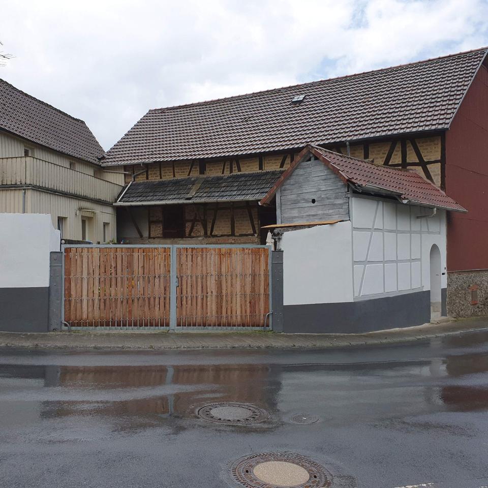 Thumbnail-Reduziert!! Hofreite mit Nebengebäude, Scheune, Innenhof und Gart