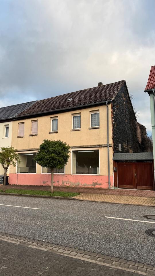 Thumbnail-Charmantes Sanierungsobjekt mit Gewerbeeinheit in Helbra