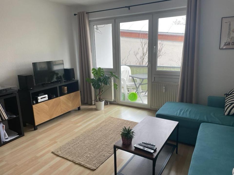 Thumbnail-Wohnung mit Balkon 2 Monate zur Untermiete