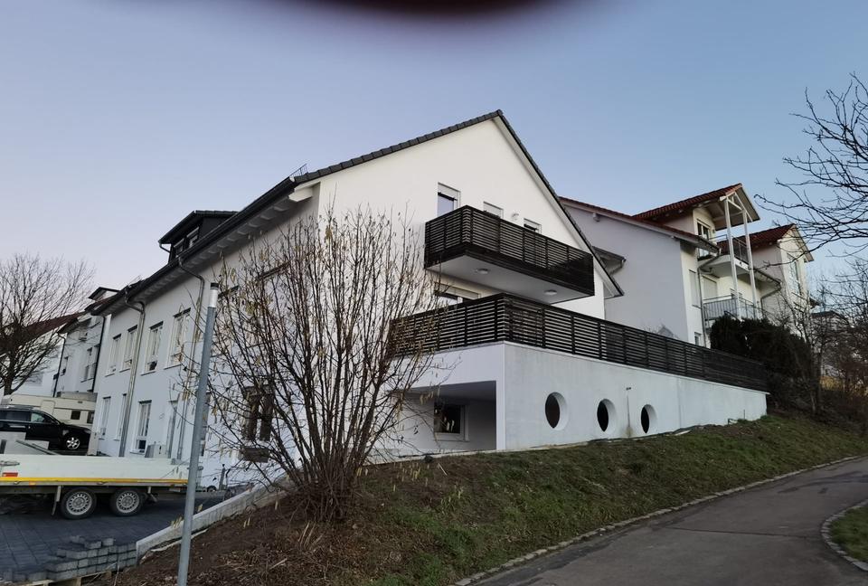 Thumbnail-Exklusive 2-Zimmer-Wohnung mit EBK und Stellplatz