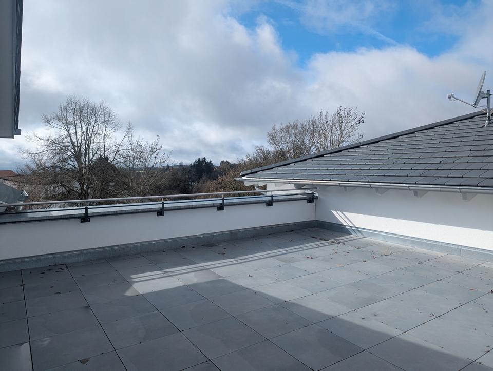 Thumbnail-Neubauwohnung mit Aufzug und großer Terrasse!