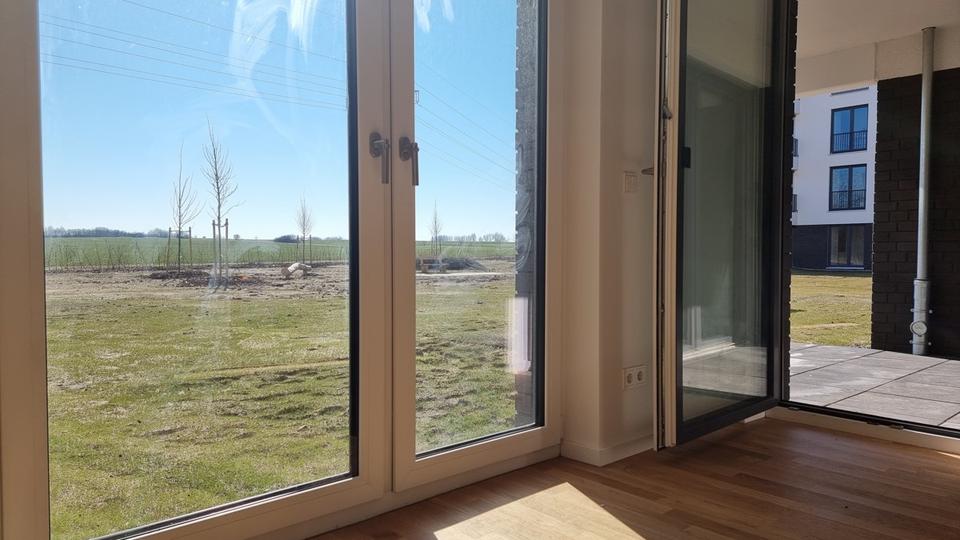 Thumbnail-KEINE ANRUFE - nur schriftliche Anfragen: 4 Zimmer - 2 Bäder - Terrasse - Wiesenblick - Tiefgarage SB1 Whg. 1