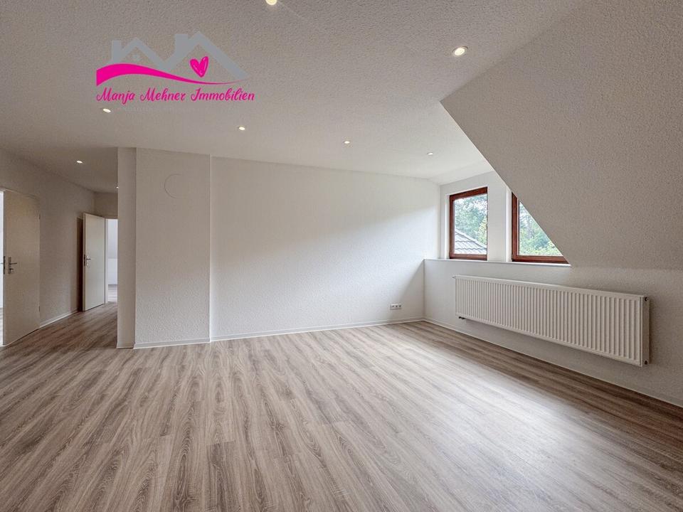 Thumbnail-Familienfreundliche 4-Zimmer-Dachgeschosswohnung mit Gartennutzung – sofort bezugsfrei