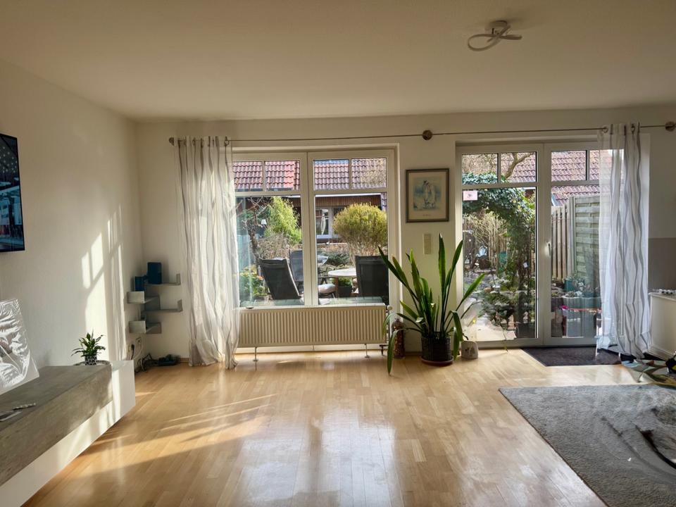 Thumbnail-Familienfreundliches Reihenhaus in ruhiger Lage in Büdelsdorf