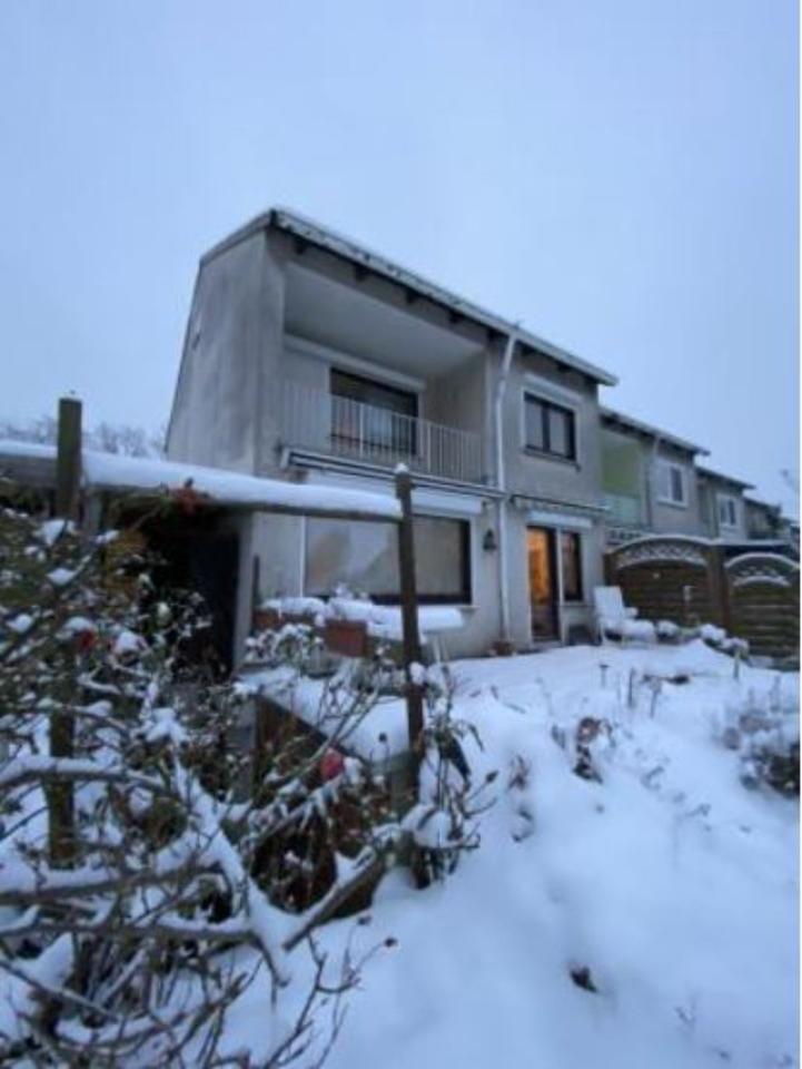 Thumbnail-Großes Reihenendhaus mit Doppelgarage