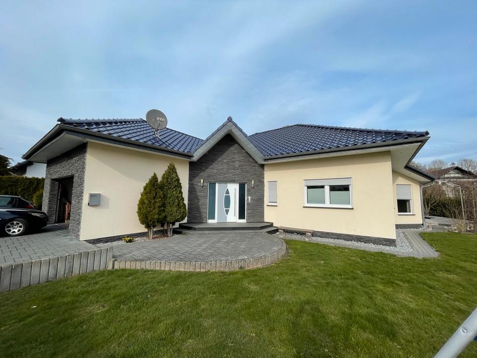 Thumbnail-Charmanter Bungalow EFH mit Garage in ruhiger Lage - Röddenau