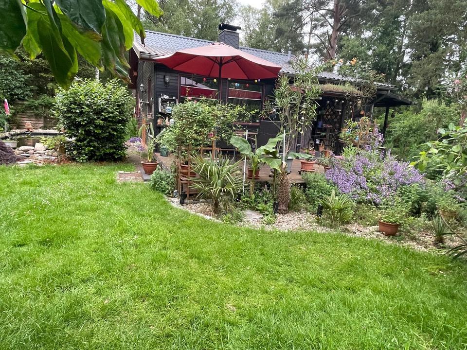 Thumbnail-Riesiges Natur-Grundstück (2300qm) mit gepflegtem Wochenendhaus