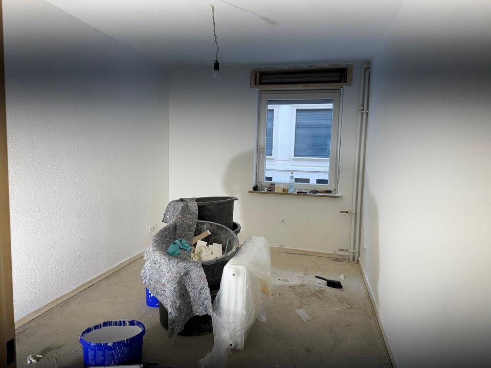 Thumbnail-KERNSANIERTE EIN ZIMMERWOHNUNG MIT GARTENNUTZUNG!