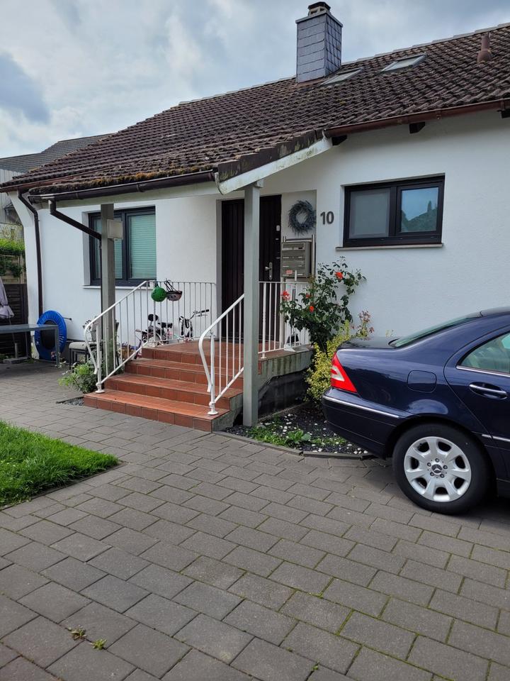 Thumbnail-hübsche Dachgeschosswohnung in ruhiger Sackgassenendlage