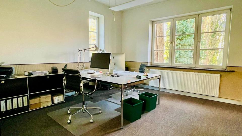 Thumbnail-1 Büroraum hochw. möbliert in Winterhude | Loftbüro, Hinterhof