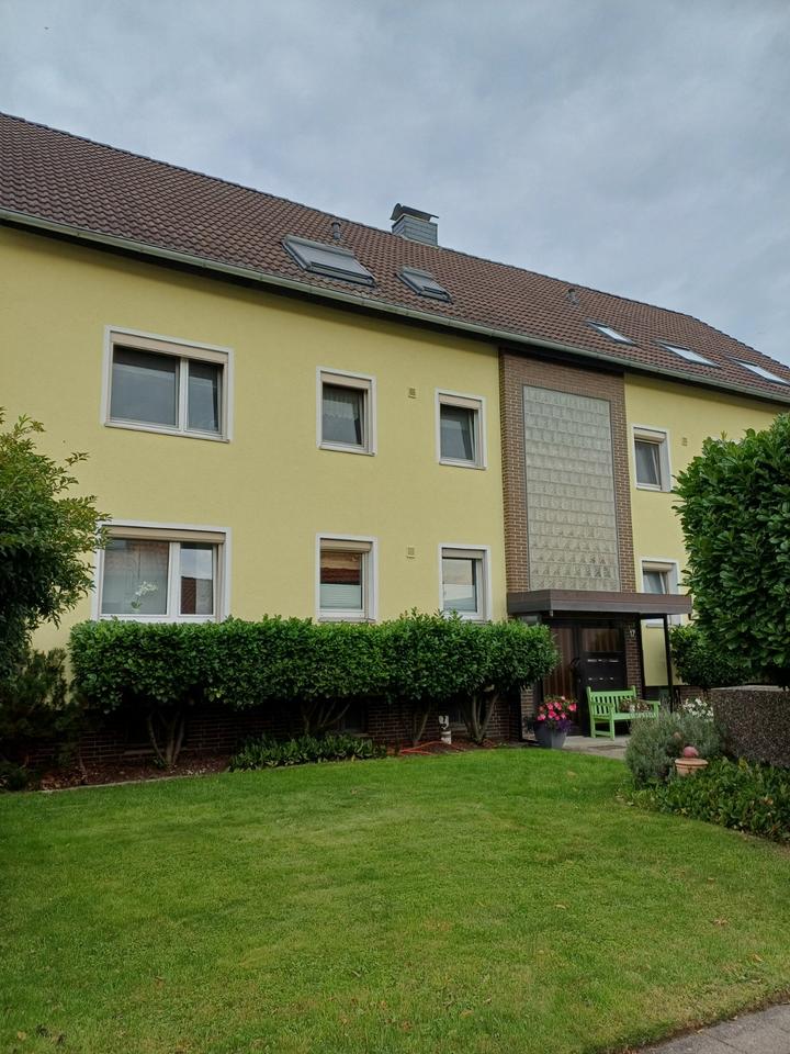 Thumbnail-TOP sanierte DG Wohnung in ruhiger Lage