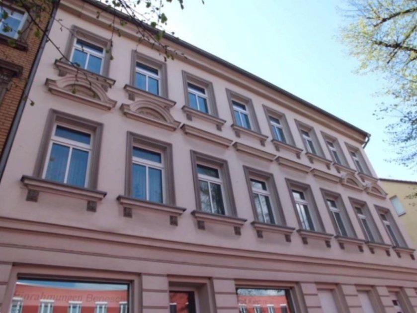 Thumbnail-Lichtdurchflutete, große 2 Zimmer + Wohnküche! Eigener Parkplatz!