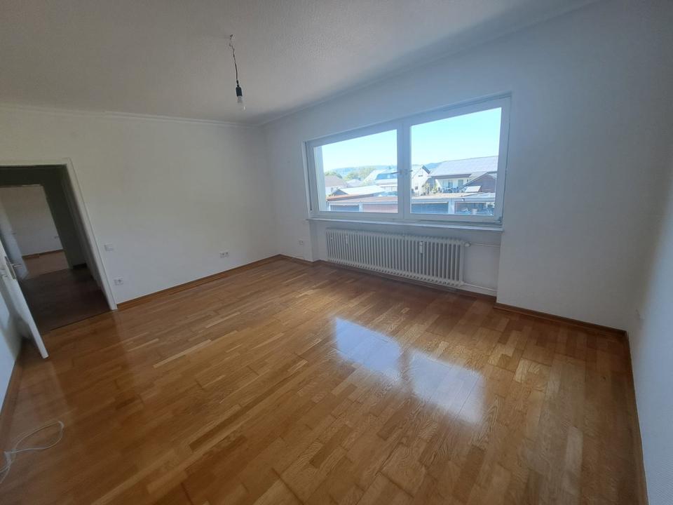 Thumbnail-Ruhige Wohnung in Otzenhausen 3 ZKB 70 qm - EBK & Garage