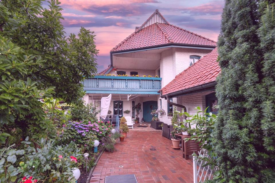 Thumbnail-Krempe, excl. 3 Zi. Whg, Vollbad, EBK, Garten, Keller, 01.02.26