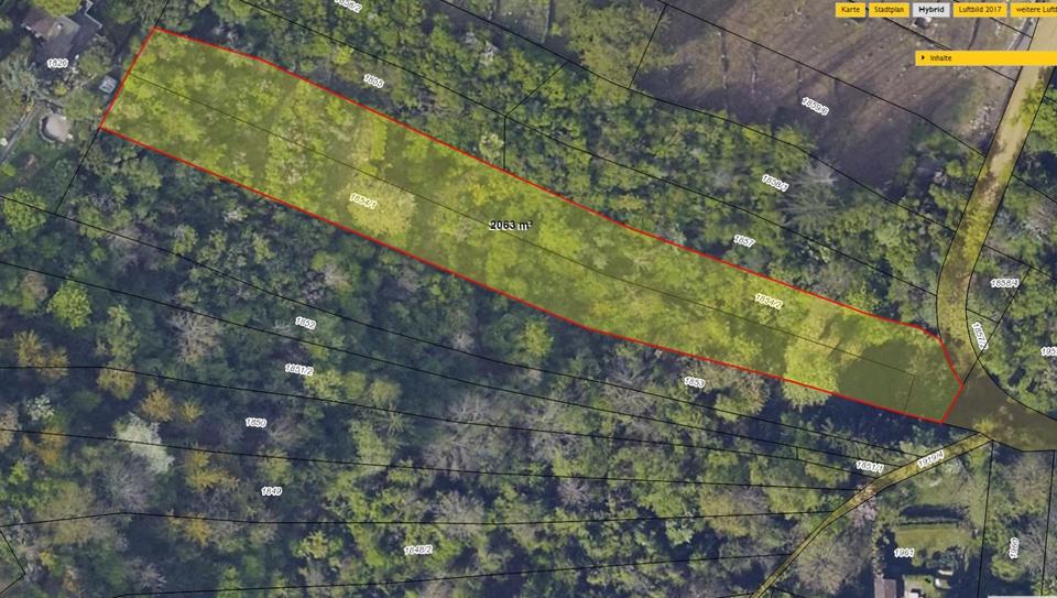 Thumbnail-Freizeitgrundstück am Hang