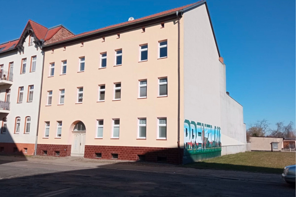 Thumbnail-Frisch sanierte 2-Zimmer Wohnung im Erdgeschoss - Erstbezug!