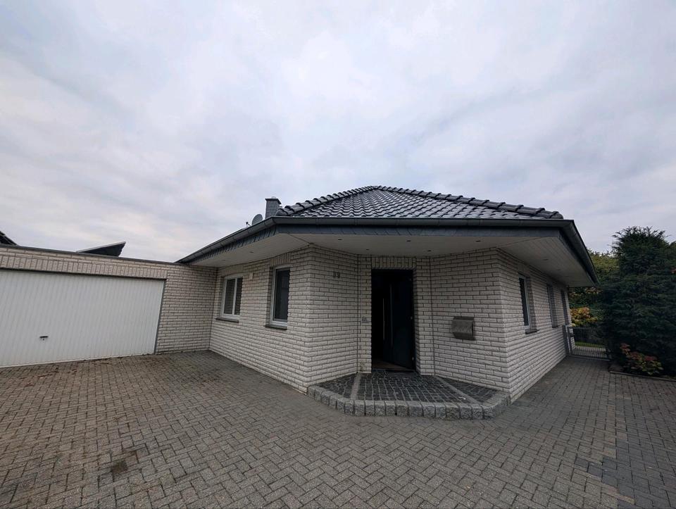 Thumbnail-Walmdach Bungalow