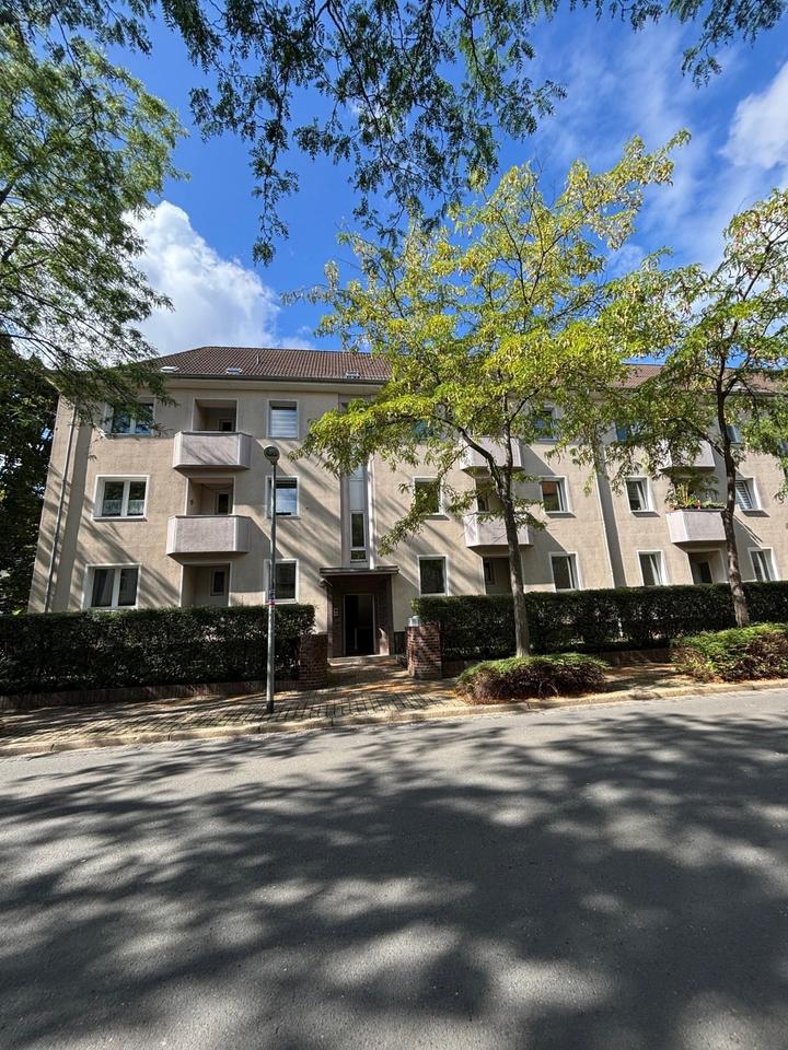 Thumbnail-Renovierte 2-Raum-Wohnung mit Balkon & Einbauküche in Halberstadt