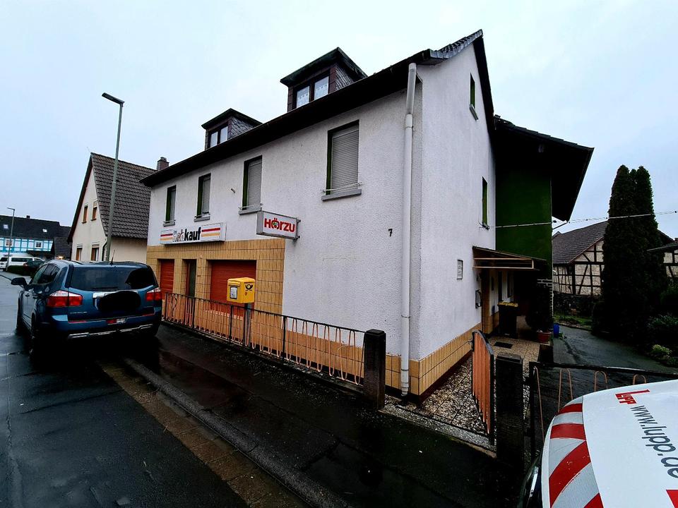 Thumbnail-Wohnhaus mit Geschäftsräumen in Ober-Schmitten