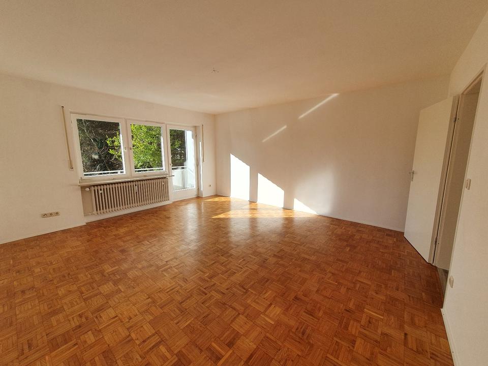 Thumbnail-Pöcking 2 Zimmer Wohnung mit großem Balkon