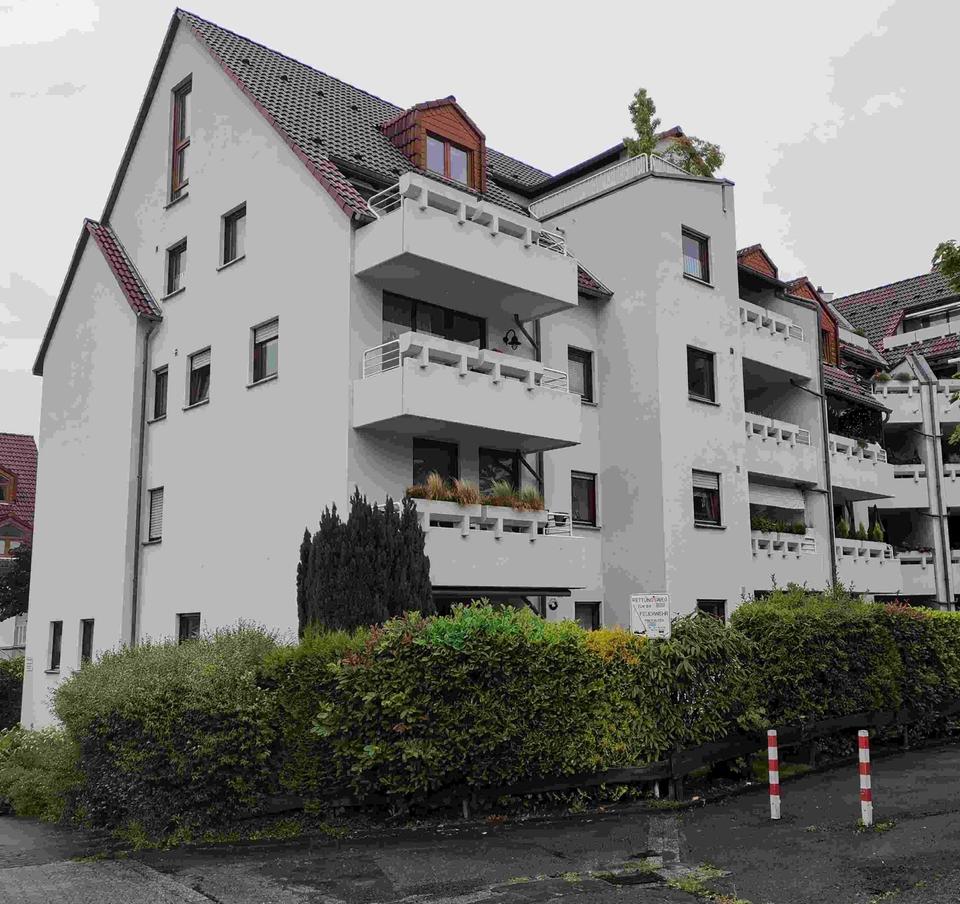 Thumbnail-Helle 2,5 Zimmer Wohnung, Dachterrasse, Bo-Eppendorf Mitte