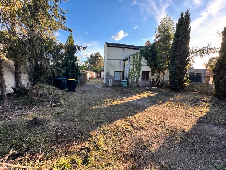 Thumbnail-Renovierungsbedürftiges Haus mit Grundstück in Pouch 1392m2