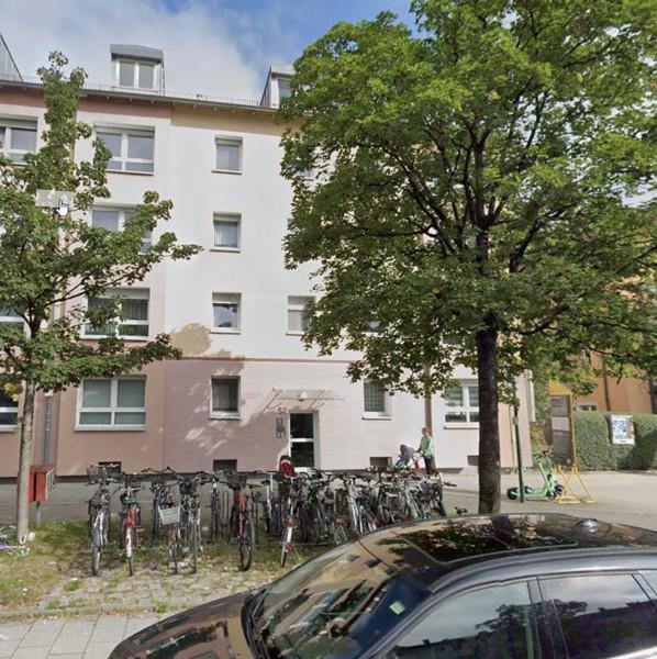 Thumbnail-Sanierte 2-Zimmer-Wohnung mit Balkon und Einbauküche