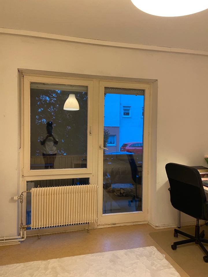 Thumbnail-Voll möbliertes Zimmer mit Balkon in der Max-Reger-Straße!