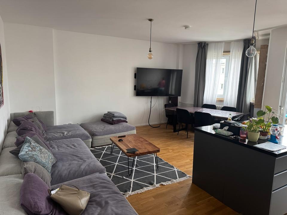 Thumbnail-Eine Wohnung verkauft in bayrischer 6-Zimmer-Wohnung mit 140m²