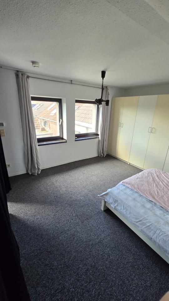 Thumbnail-Dachgeschoss-wohnung in Krefeld Lehmheide