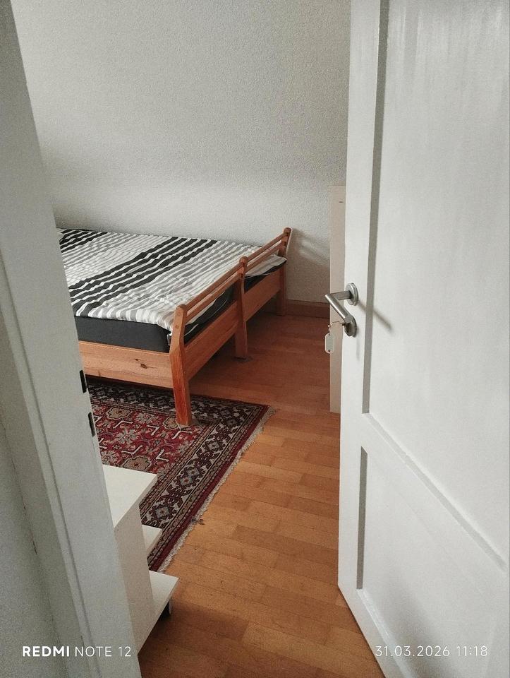 Thumbnail-Eine Großzimmerwohnung im Dach zu vermieten