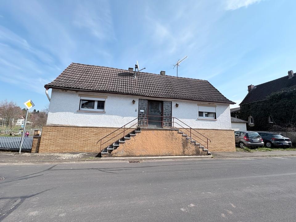 Thumbnail-Nettes Einfamilienhaus in Nidda sanierungsbedürftig